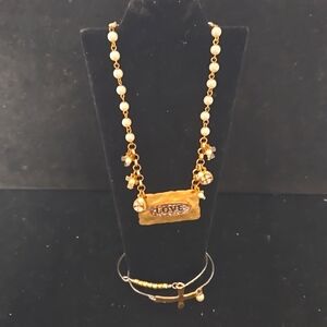 Necklace/Bracelet set